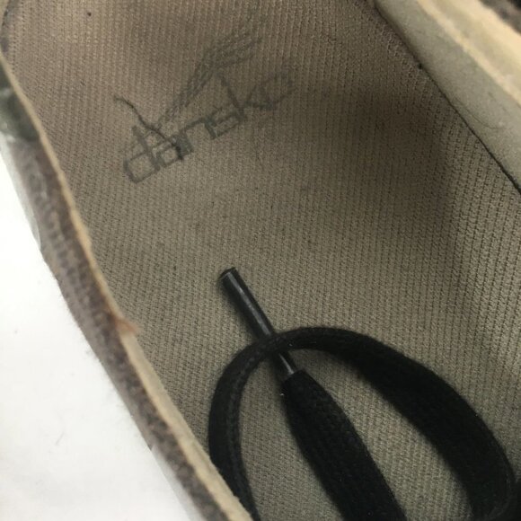 Dankso Olisa Floral Sneakers - Picture 2 of 7